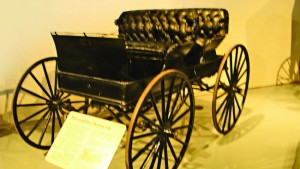 McLaghlin مدل 1910 از نخستین خودروهای تولیدی بشر 