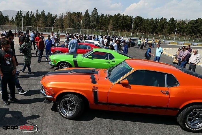 نمایشگاه خودروهای تیونینگ و کلاسیک در اردبیل برگزار می شود.