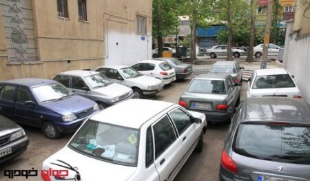 پارک خودرو در خیابان های تهران