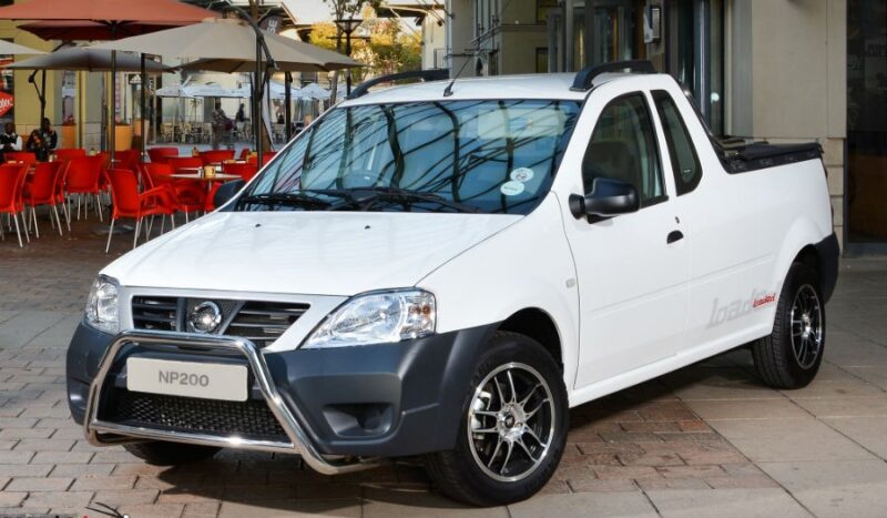 nissan-np200-is-a-dacia-logan-pick-up-in-south-africa_لوگان_تندر 90_وانت