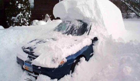 برف روی خودرو