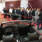 بازدید وزیر ورزش از نمایشگاه خودروهای کلاسیک برج میلاد