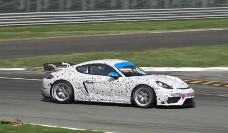 پورشه Cayman GT4 2019