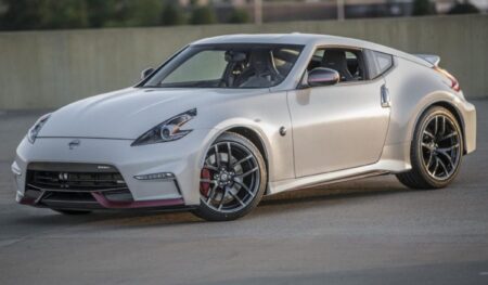 نیسان 370Z (3)