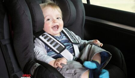 صندلی کودک در خودرو