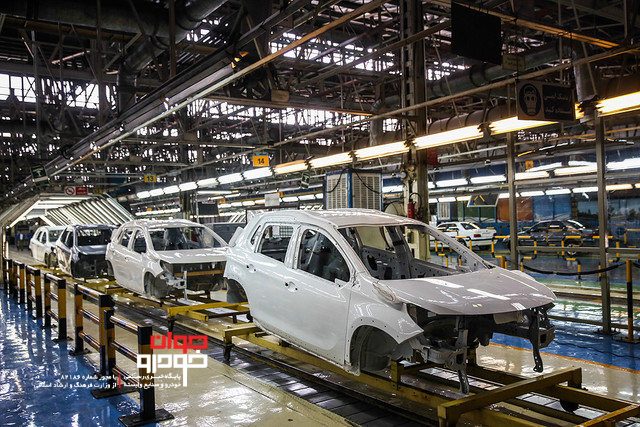 65 درصد قطعات محصولات ایران خودرو بومی سازی شده است
