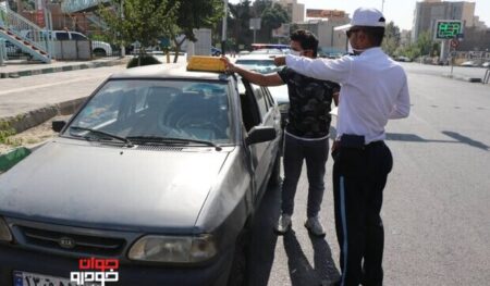 برخورد پلیس با نصب غیرمجاز تابلو آژانس بر خودرو
