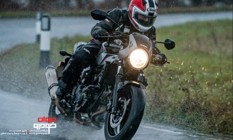 چطور در شرایط آب و هوای بارانی موتورسواری کنیم؟