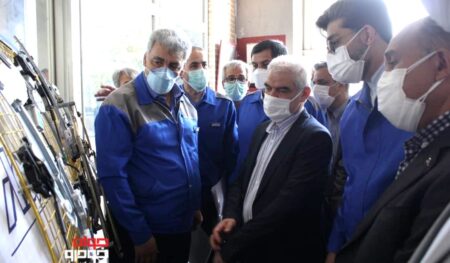بازدید رئیس سازمان گسترش و نوسازی از ایران خودرو