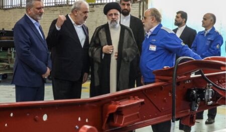 بازدید رئیس جمهور از ایران خودرو دیزل