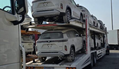 ترخیص ۳ هزار دستگاه خودروی وارداتی از بندر شهید رجایی