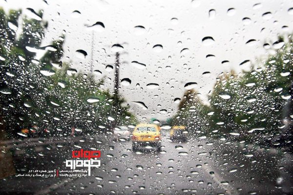 رانندگی در روز بارانی